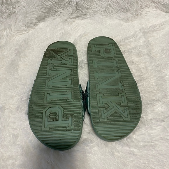 Pink by VS green slides satin knot tied top size 10 - Picture 4 of 5